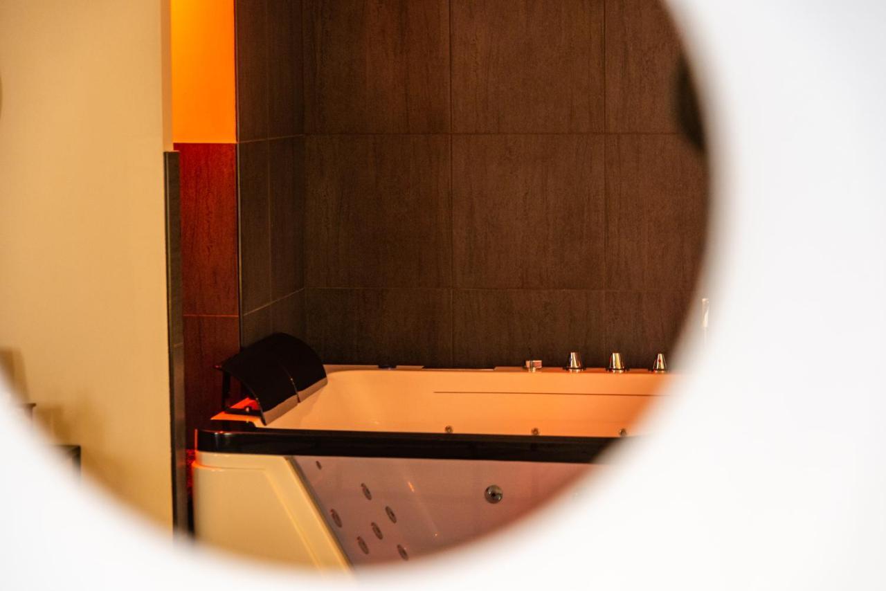 Suite And Spa 21 第戎 外观 照片